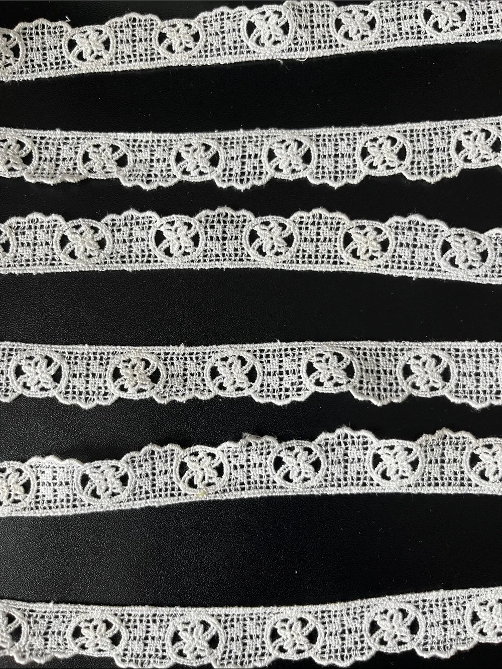 White Decorative Lace Trim - Versatile Women’s Accessory